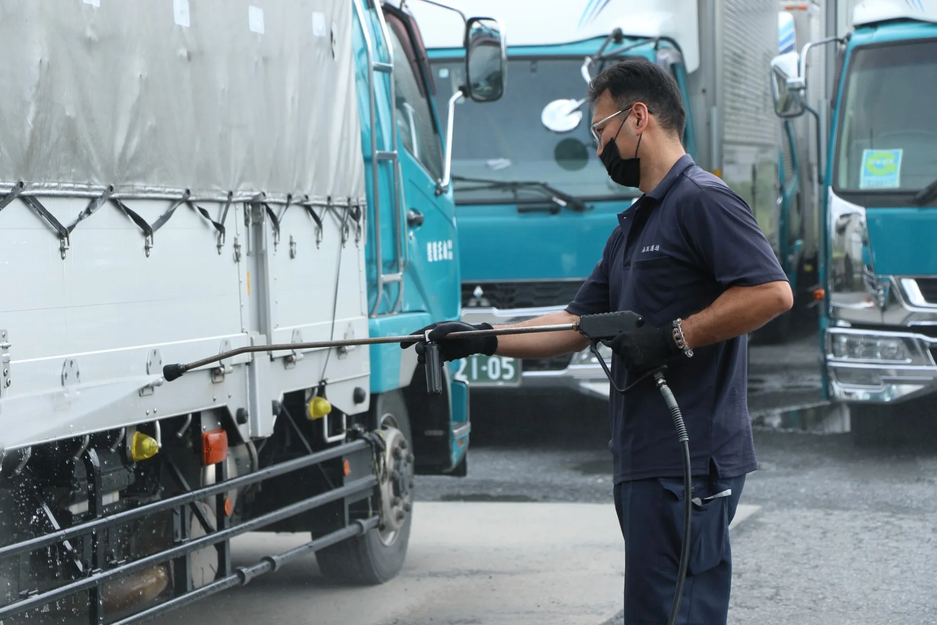 愛車手当もあるからトラック手入れにも気合い入ります★